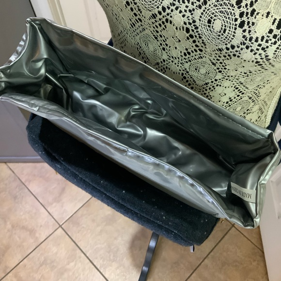 Foster & RYE INSULATED FANNY PACK - Picture 13 of 13